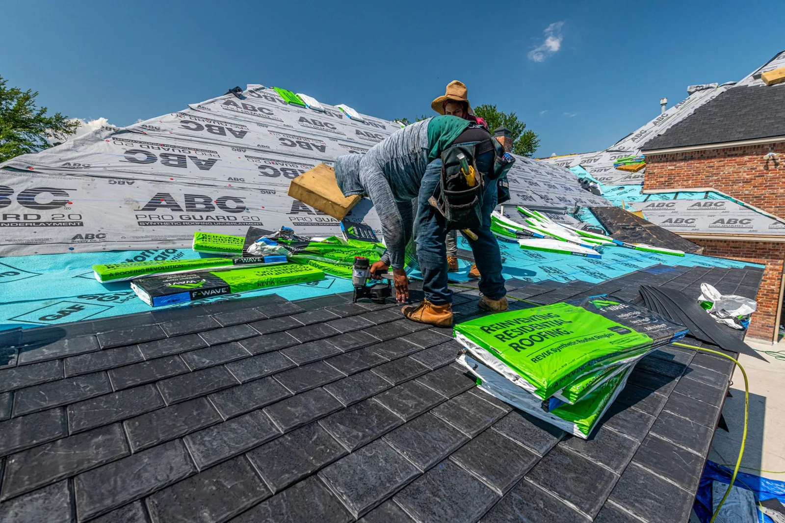 roof replacement cost factors in Texas