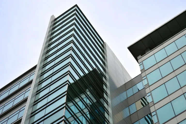 How Much Do Window Companies Charge Per Window? Real 2025 Prices